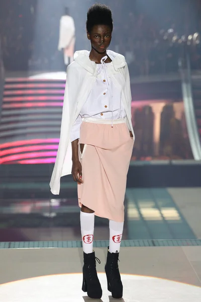 Look 8